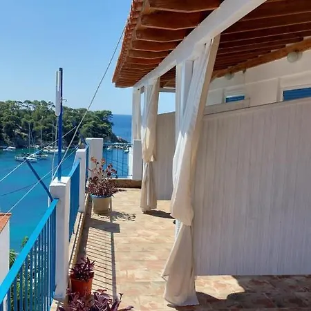 Mirsini بيت ضيافة