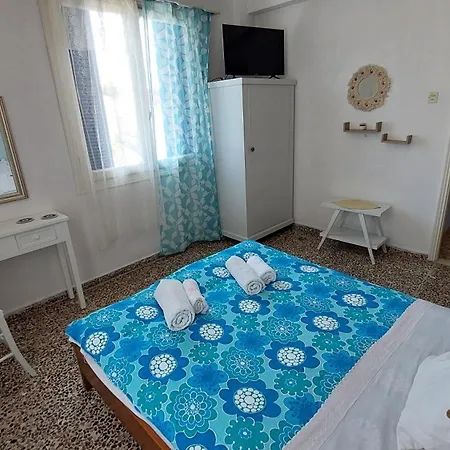 Mirsini 3* Votsi (Alonnisos)