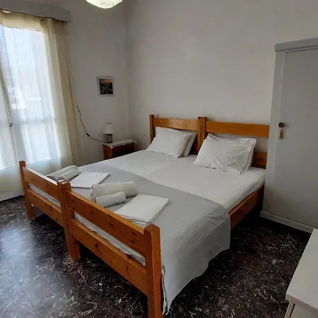 بيت ضيافة Mirsini