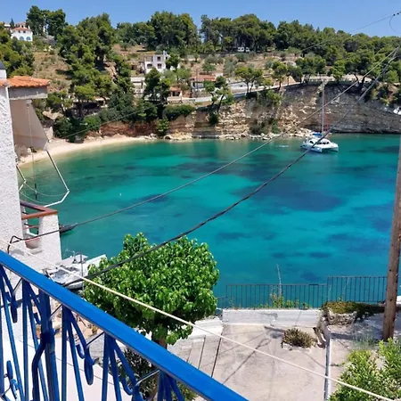 Pensiune Mirsini 3*