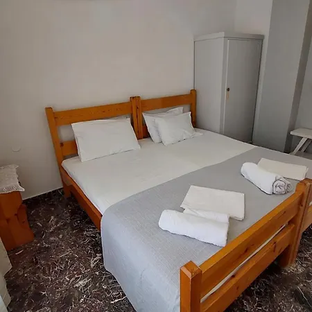Mirsini Pensiune Votsi (Alonnisos)