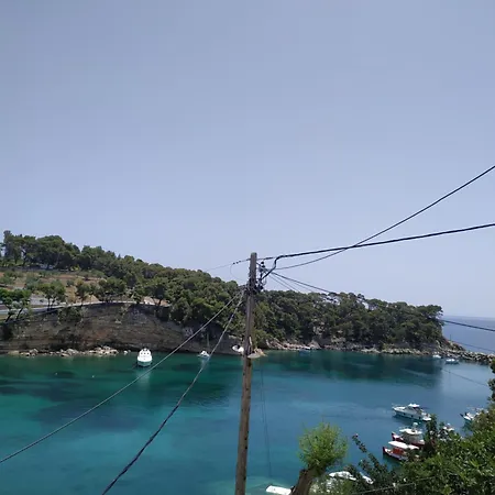 Mirsini Pensiune 3*