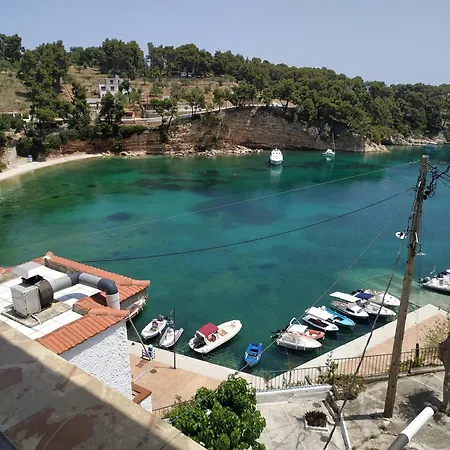 Mirsini 3* Votsi (Alonnisos)