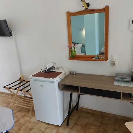 Vendégház Mirsini 3*