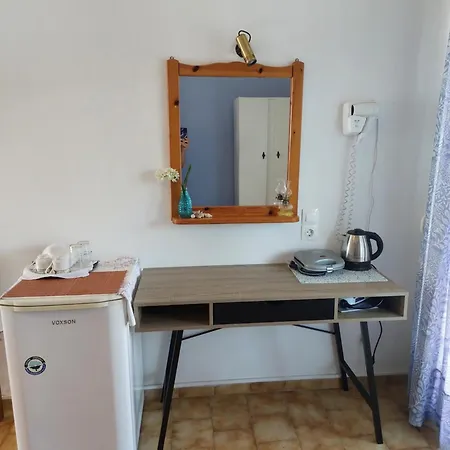 Mirsini 3* Votsi (Alonnisos)