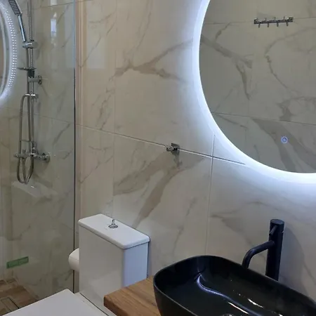 Pensionat Mirsini 3*