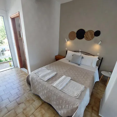 Mirsini Pensionat Votsi (Alonnisos)