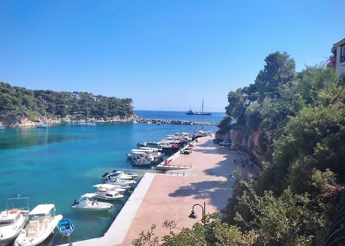 Mirsini Vendégház 3*