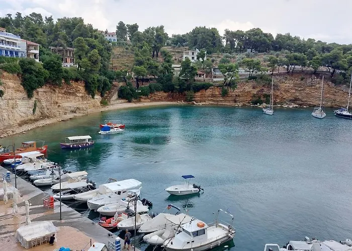 Vendégház Mirsini 3*