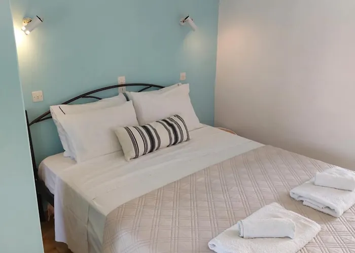 Vendégház Mirsini 3*